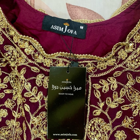 Asim Jofa Bridal Dress - Picture 11 of 17